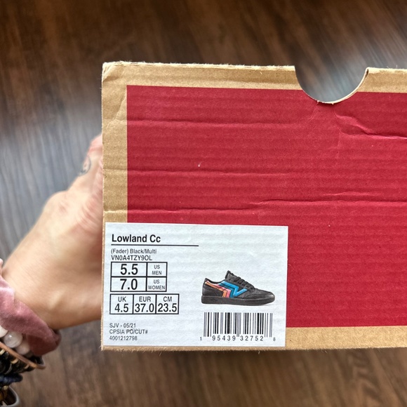 New in Box • Vans • Retro Lowland CC • Black + Multi • Size 7 - Picture 6 of 10